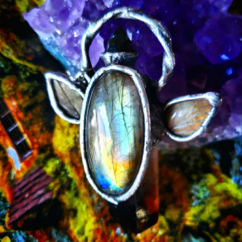 The Golden Faery Pendant